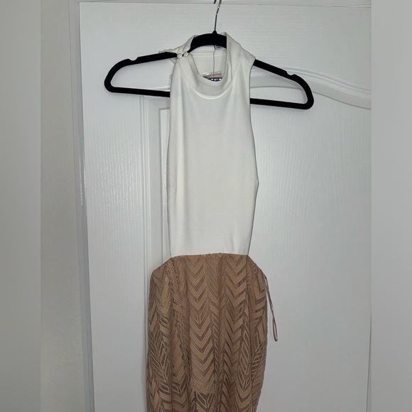 Fashion Nova Summer Dress - Picture 3 of 4